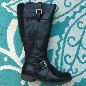 Under the knee Boots